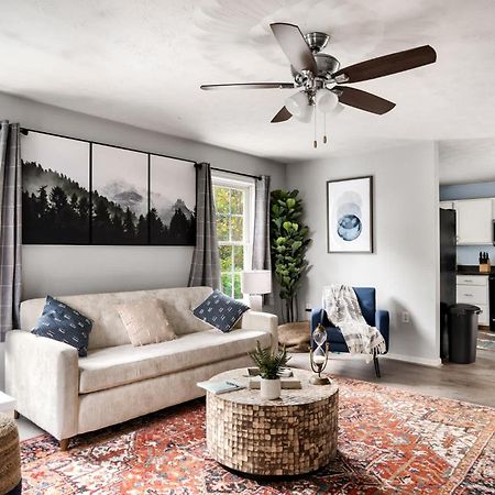 Modern Decor, Hot Tub, Fire Pit & River Access! ลูเรย์ ภายนอก รูปภาพ