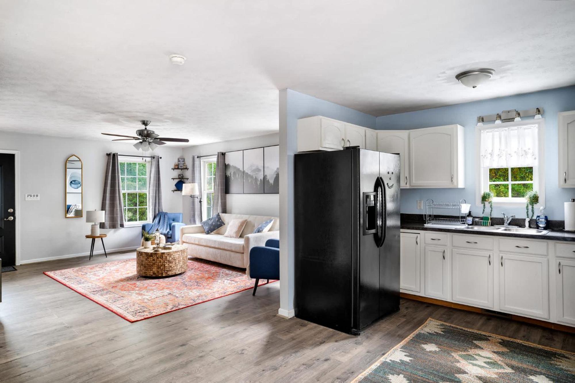 Modern Decor, Hot Tub, Fire Pit & River Access! ลูเรย์ ภายนอก รูปภาพ